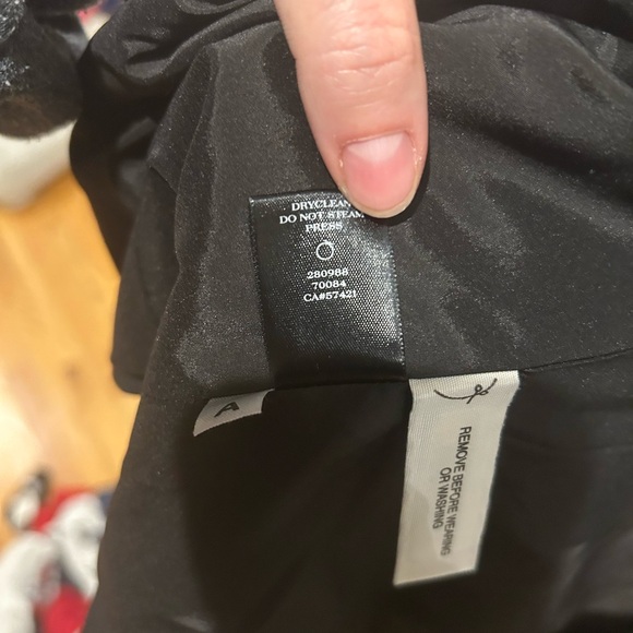 Ann Taylor Blazer size 8 - Picture 2 of 7